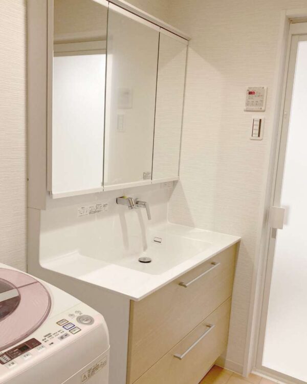 使い勝手と機能性を重視した快適な洗面化粧台