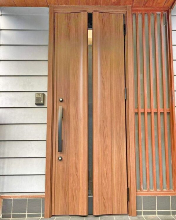 「住まいの顔」玄関を取り替えて、お家の印象を明るくチェンジ♪