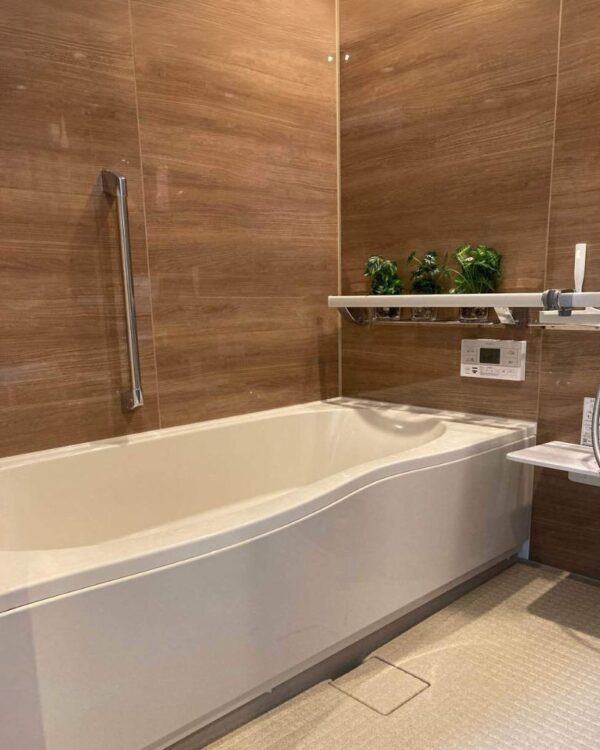 老後の“安心と快適”を叶える浴室リフォーム♪