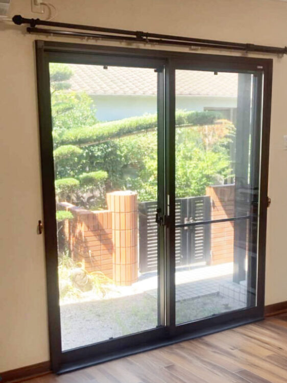 静けさと快適さを叶える、リビング内窓リフォーム